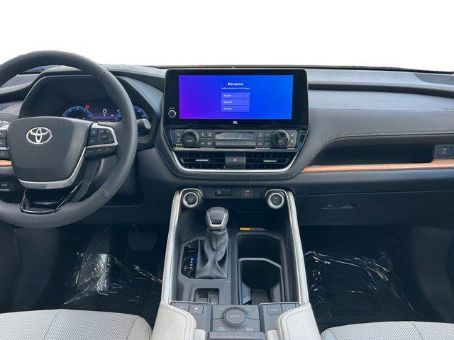 new 2025 Toyota Grand Highlander car, priced at $57,447