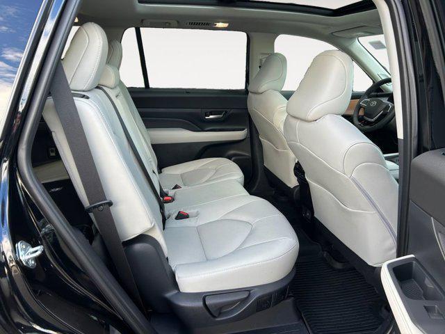 new 2025 Toyota Grand Highlander car, priced at $57,447