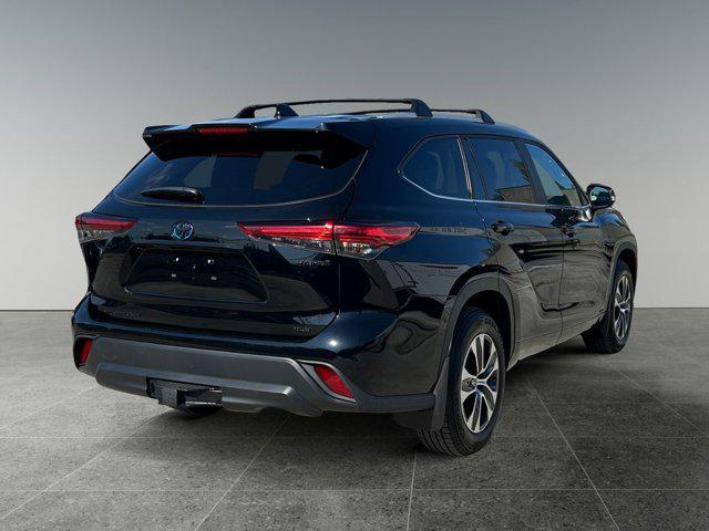used 2023 Toyota Highlander Hybrid car, priced at $49,341