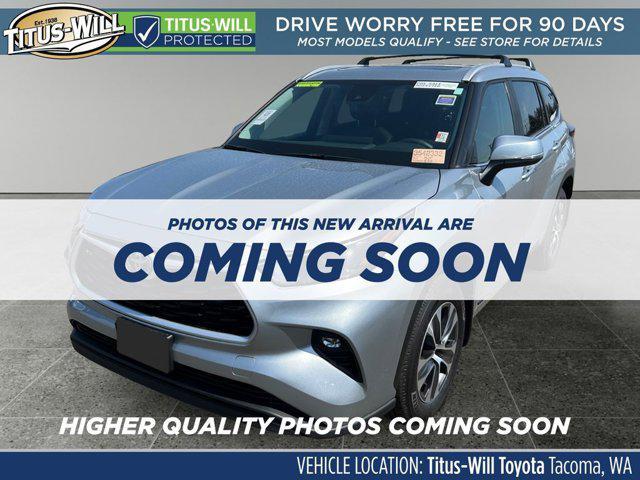 used 2024 Toyota Highlander Hybrid car, priced at $54,999