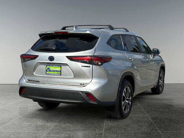 used 2024 Toyota Highlander Hybrid car, priced at $51,945