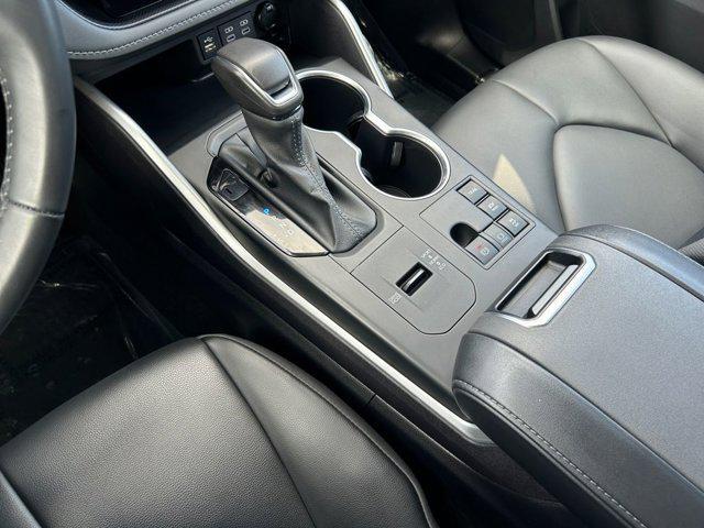 used 2024 Toyota Highlander Hybrid car, priced at $51,945