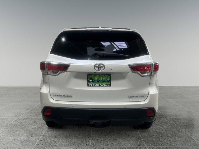 used 2015 Toyota Highlander car, priced at $21,999