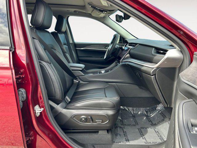 used 2023 Jeep Grand Cherokee car, priced at $39,756