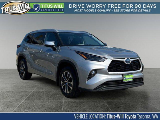 used 2022 Toyota Highlander Hybrid car, priced at $42,985
