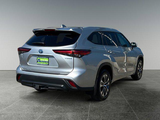 used 2022 Toyota Highlander Hybrid car, priced at $42,985