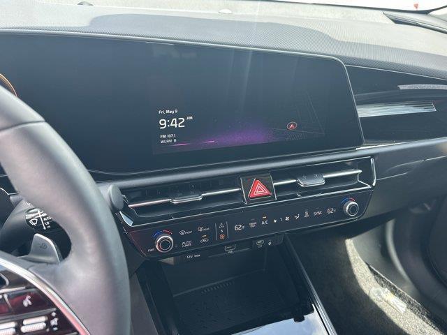 new 2025 Kia Niro EV car, priced at $42,920