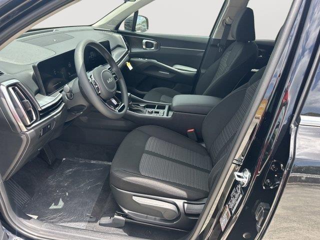 new 2025 Kia Sorento car, priced at $33,294