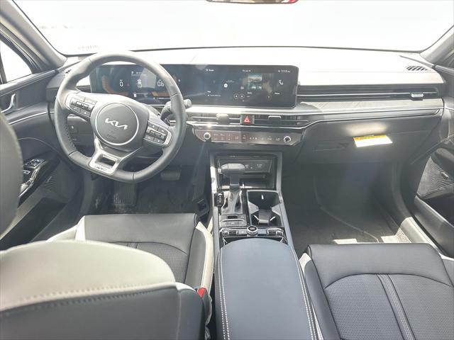 new 2025 Kia K5 car, priced at $32,487