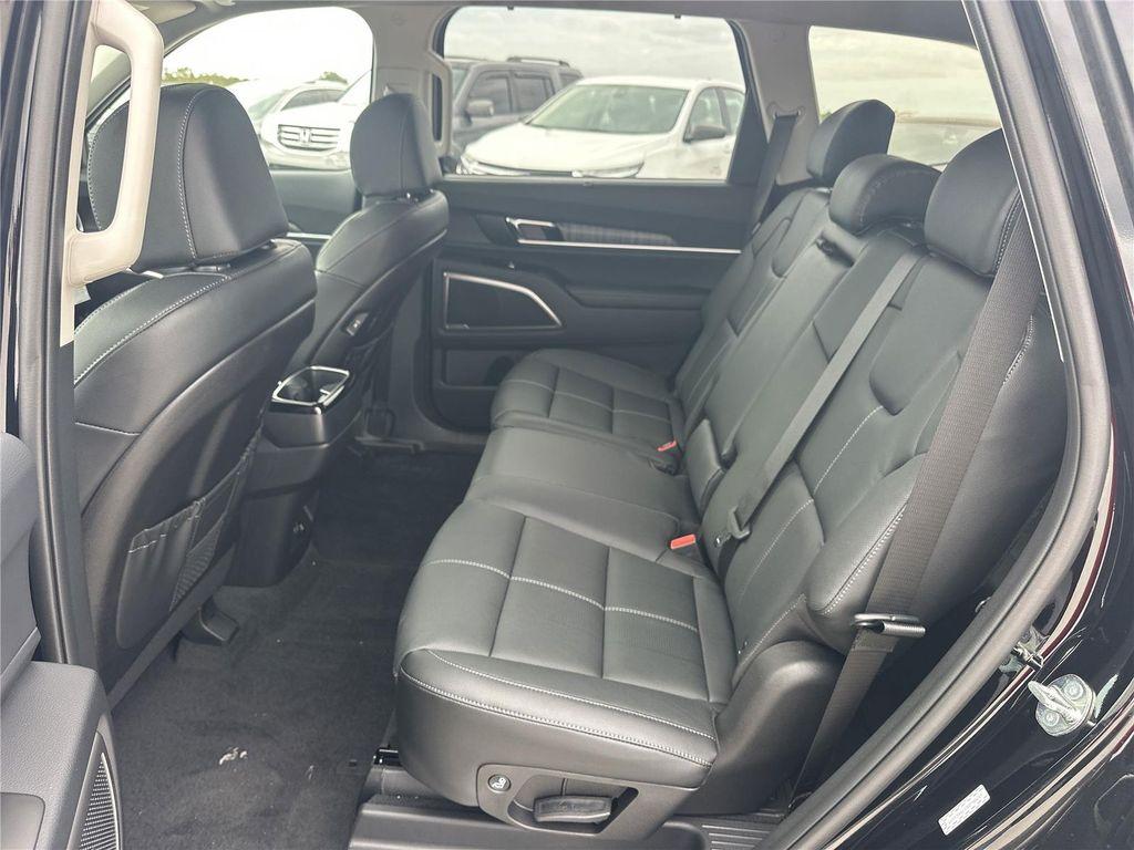 new 2025 Kia Telluride car, priced at $43,354