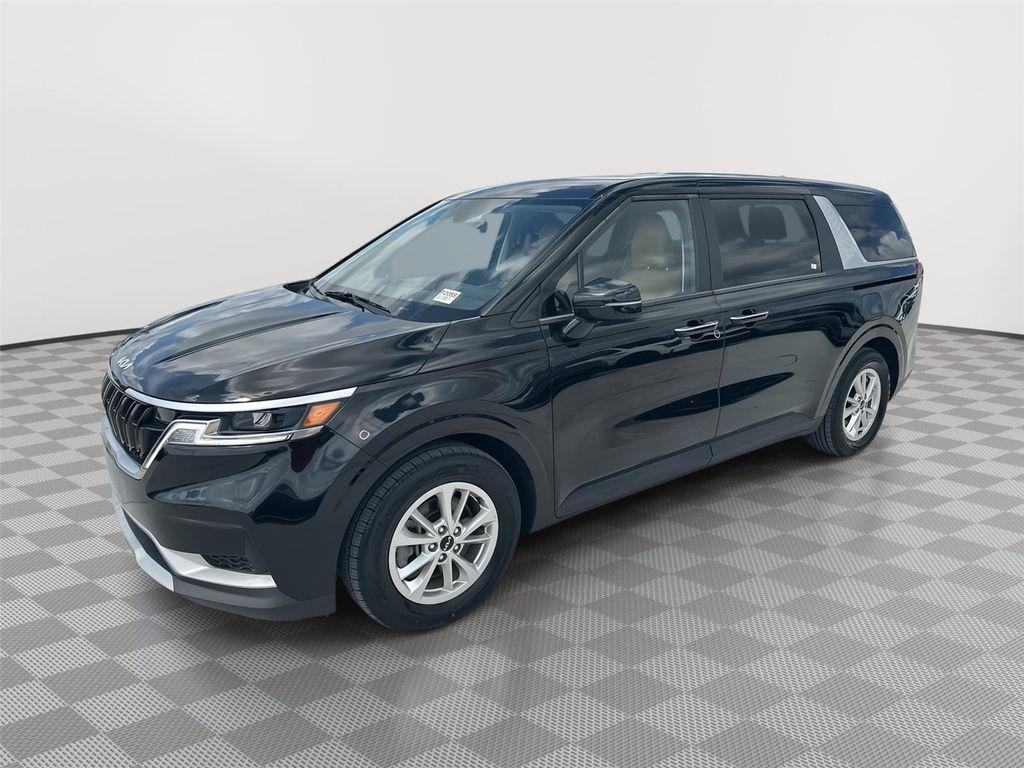 used 2024 Kia Carnival car, priced at $30,159