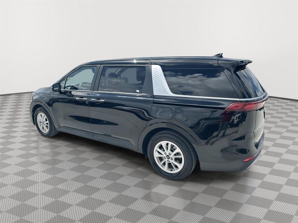 used 2024 Kia Carnival car, priced at $28,435