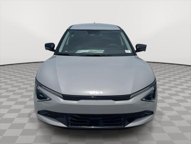 new 2025 Kia EV6 car, priced at $51,097