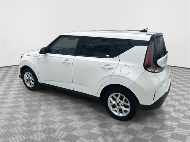 used 2024 Kia Soul car, priced at $17,958
