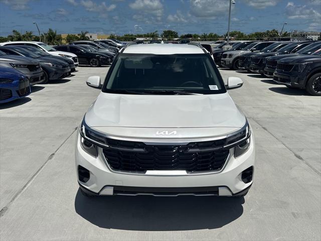new 2025 Kia Seltos car, priced at $27,888