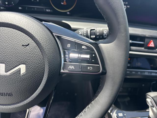 new 2025 Kia Seltos car, priced at $27,888