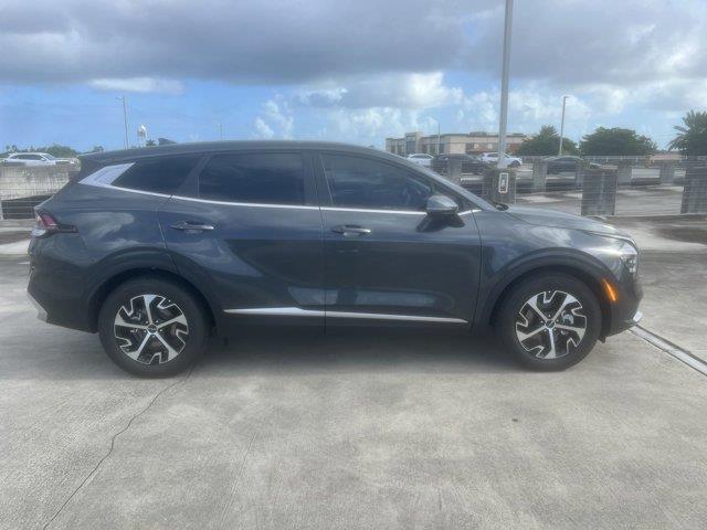 new 2025 Kia Sportage car, priced at $31,235