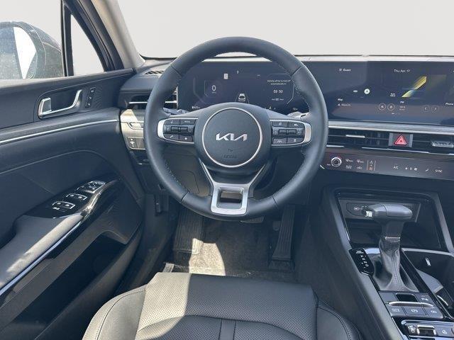 new 2025 Kia K5 car, priced at $35,690