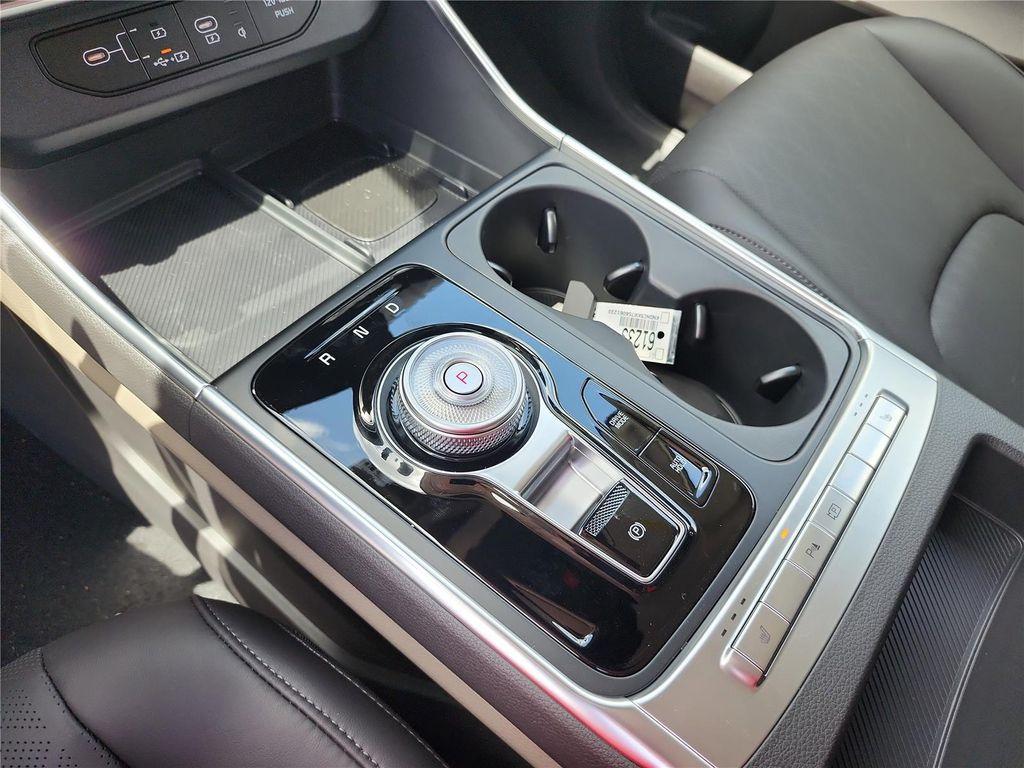 new 2025 Kia Carnival Hybrid car, priced at $43,536