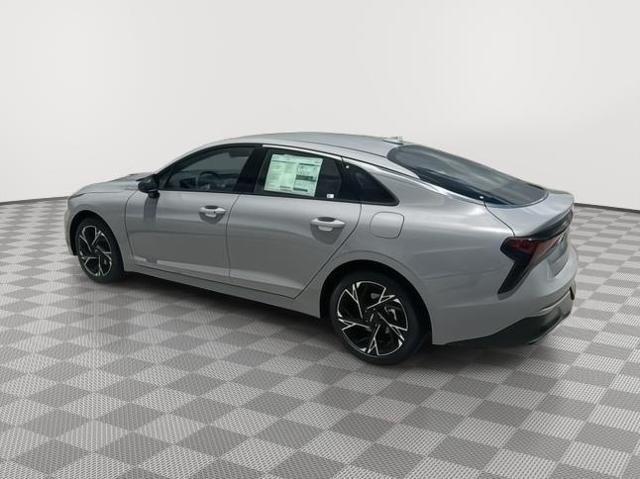 new 2025 Kia K5 car, priced at $30,045