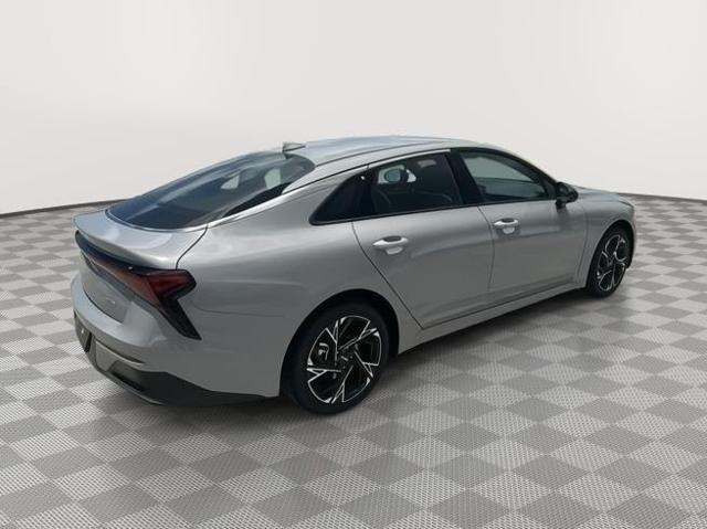 new 2025 Kia K5 car, priced at $30,045