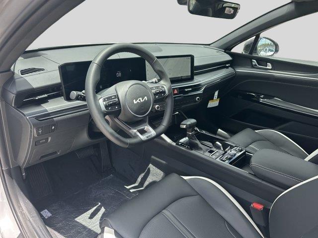 new 2025 Kia K5 car, priced at $30,045