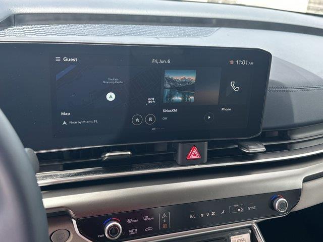new 2025 Kia Carnival car, priced at $53,825