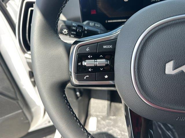 new 2025 Kia Sorento car, priced at $42,595