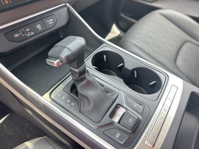 new 2025 Kia Carnival car, priced at $40,530