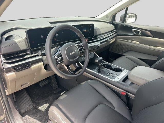 new 2025 Kia Carnival car, priced at $40,530