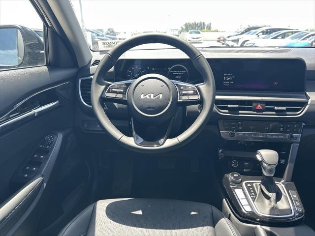 new 2025 Kia Seltos car, priced at $28,680