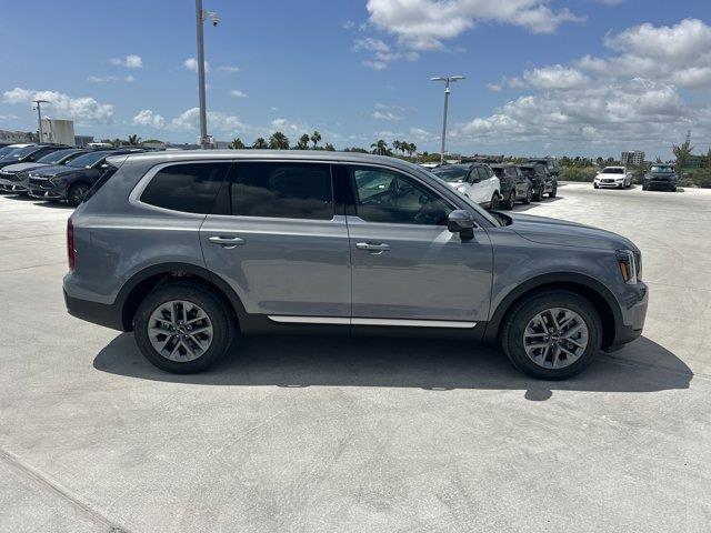 new 2025 Kia Telluride car, priced at $38,030