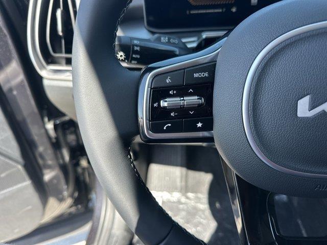 new 2025 Kia Sorento car, priced at $37,860
