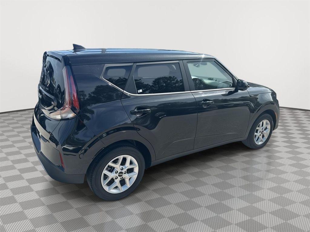 used 2024 Kia Soul car, priced at $16,495