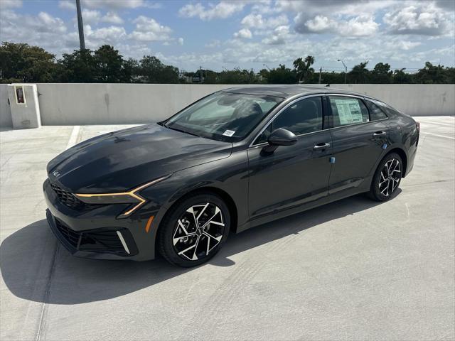 new 2025 Kia K5 car, priced at $35,329