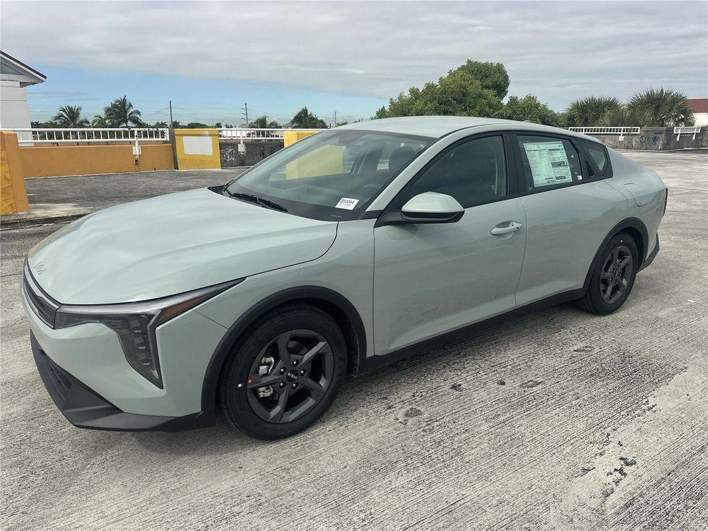 new 2025 Kia K4 car, priced at $24,375