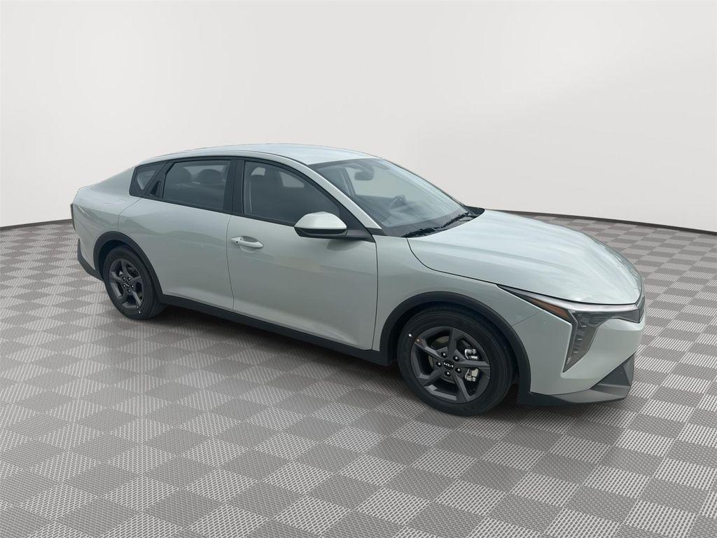 new 2025 Kia K4 car, priced at $23,888
