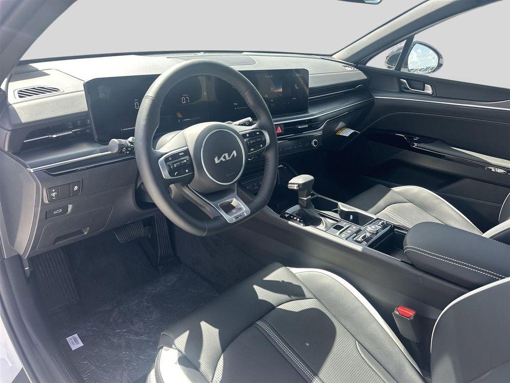 new 2025 Kia K5 car, priced at $29,430