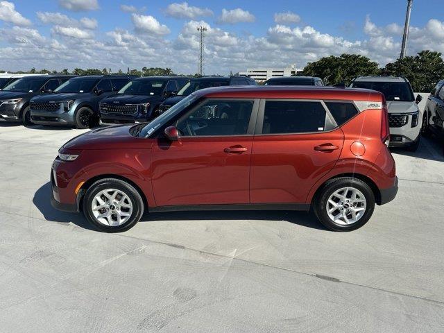 used 2022 Kia Soul car, priced at $17,988