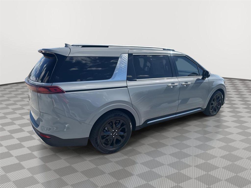 used 2024 Kia Carnival car, priced at $39,109