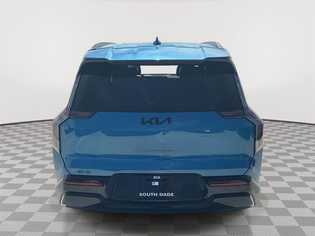 new 2026 Kia EV9 car, priced at $70,377