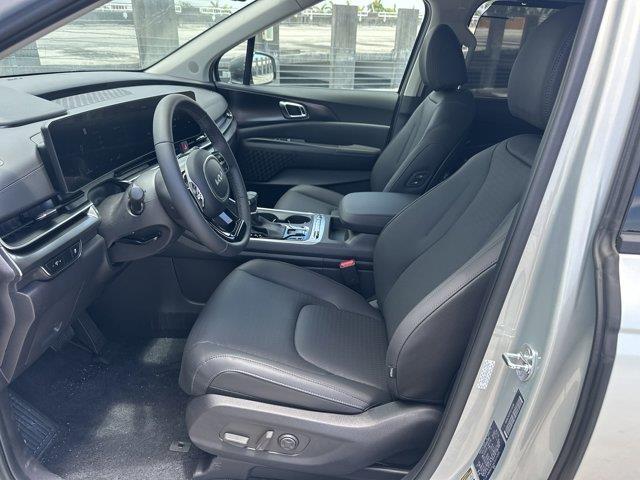 new 2025 Kia Carnival car, priced at $52,630