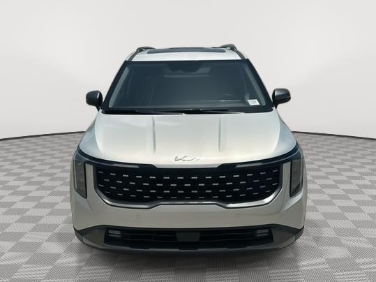new 2025 Kia Carnival car, priced at $52,104
