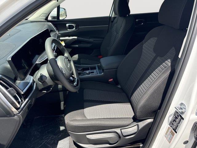 new 2025 Kia Sorento car, priced at $34,125