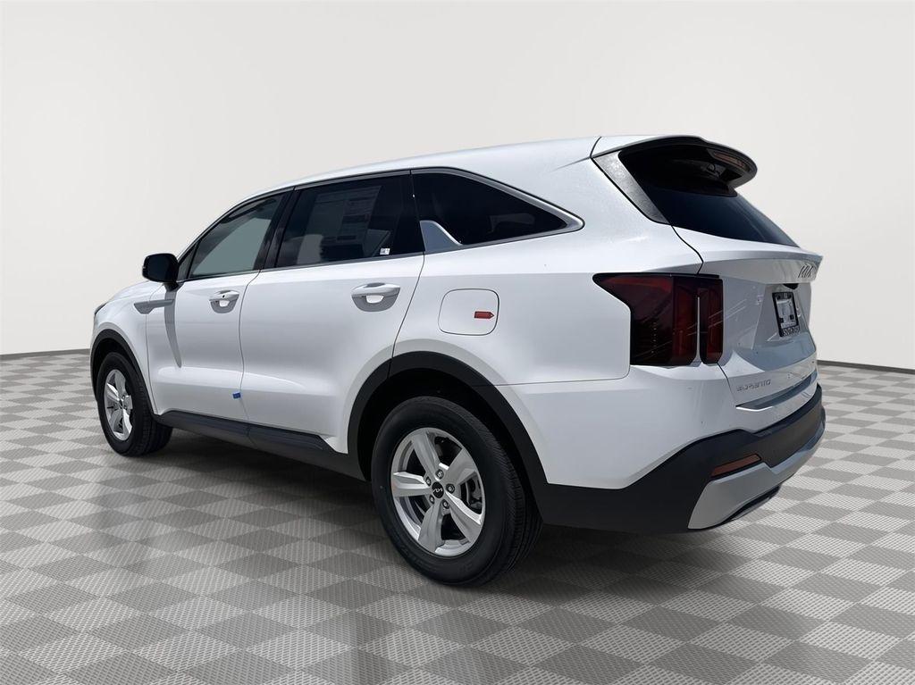new 2025 Kia Sorento car, priced at $33,443