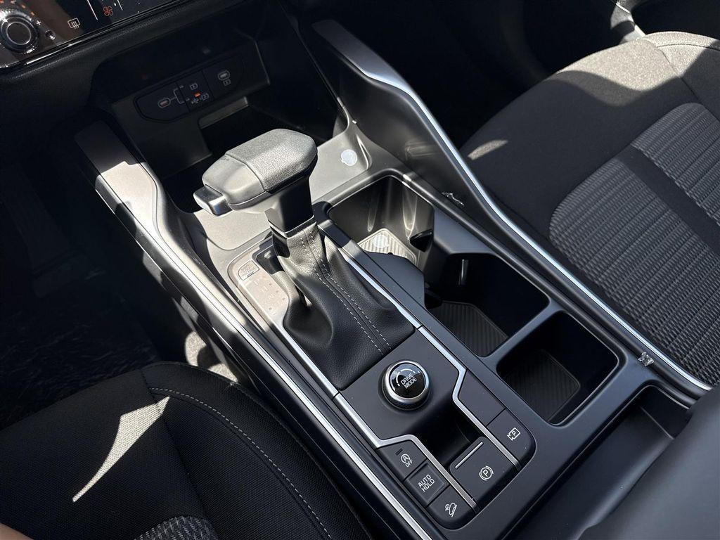 new 2025 Kia Sorento car, priced at $33,443