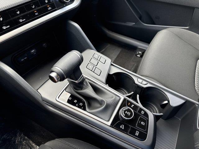 new 2025 Kia Sportage car, priced at $30,452