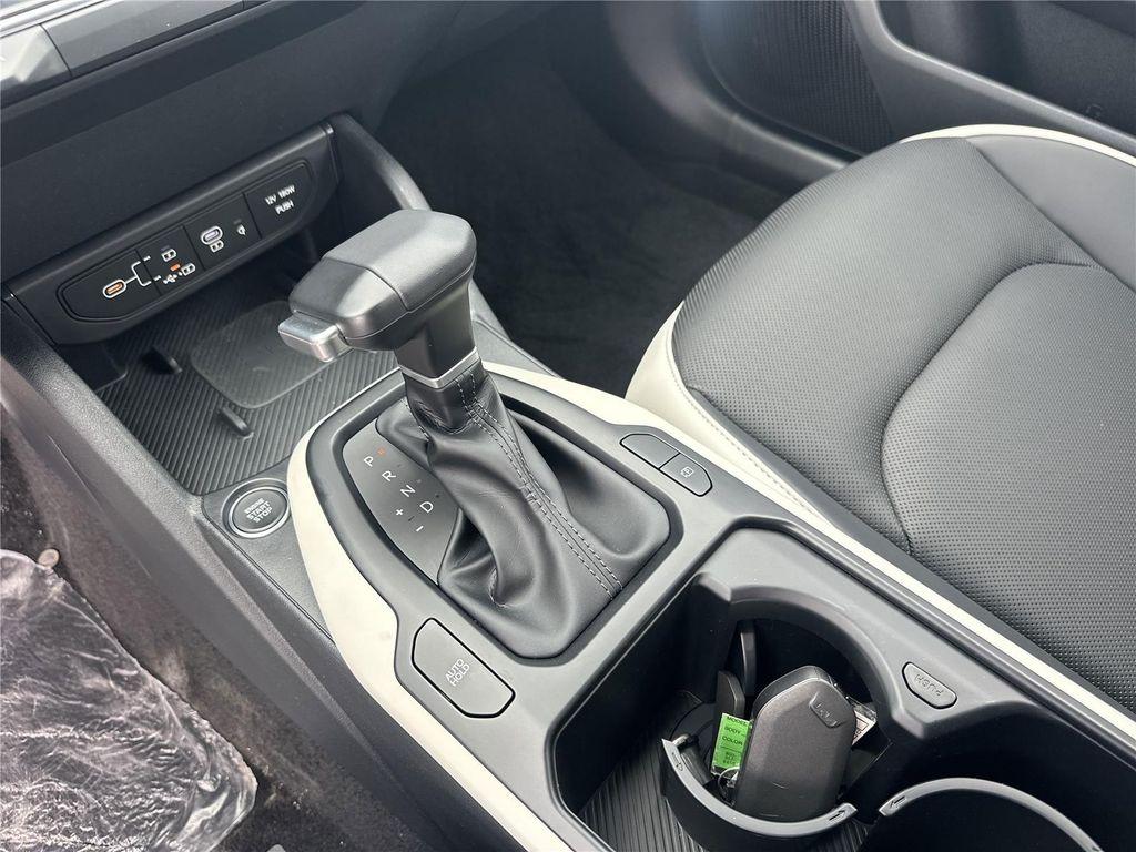 new 2025 Kia K4 car, priced at $28,343