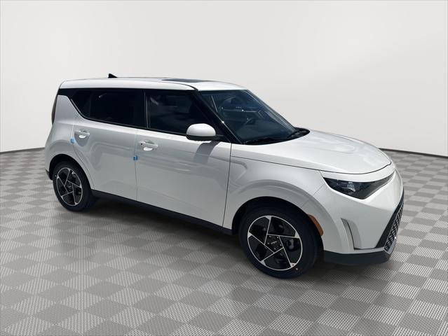 new 2025 Kia Soul car, priced at $26,171