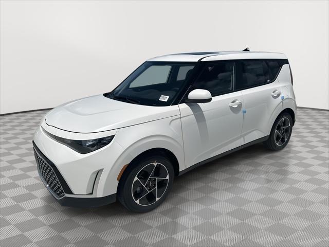 new 2025 Kia Soul car, priced at $26,171